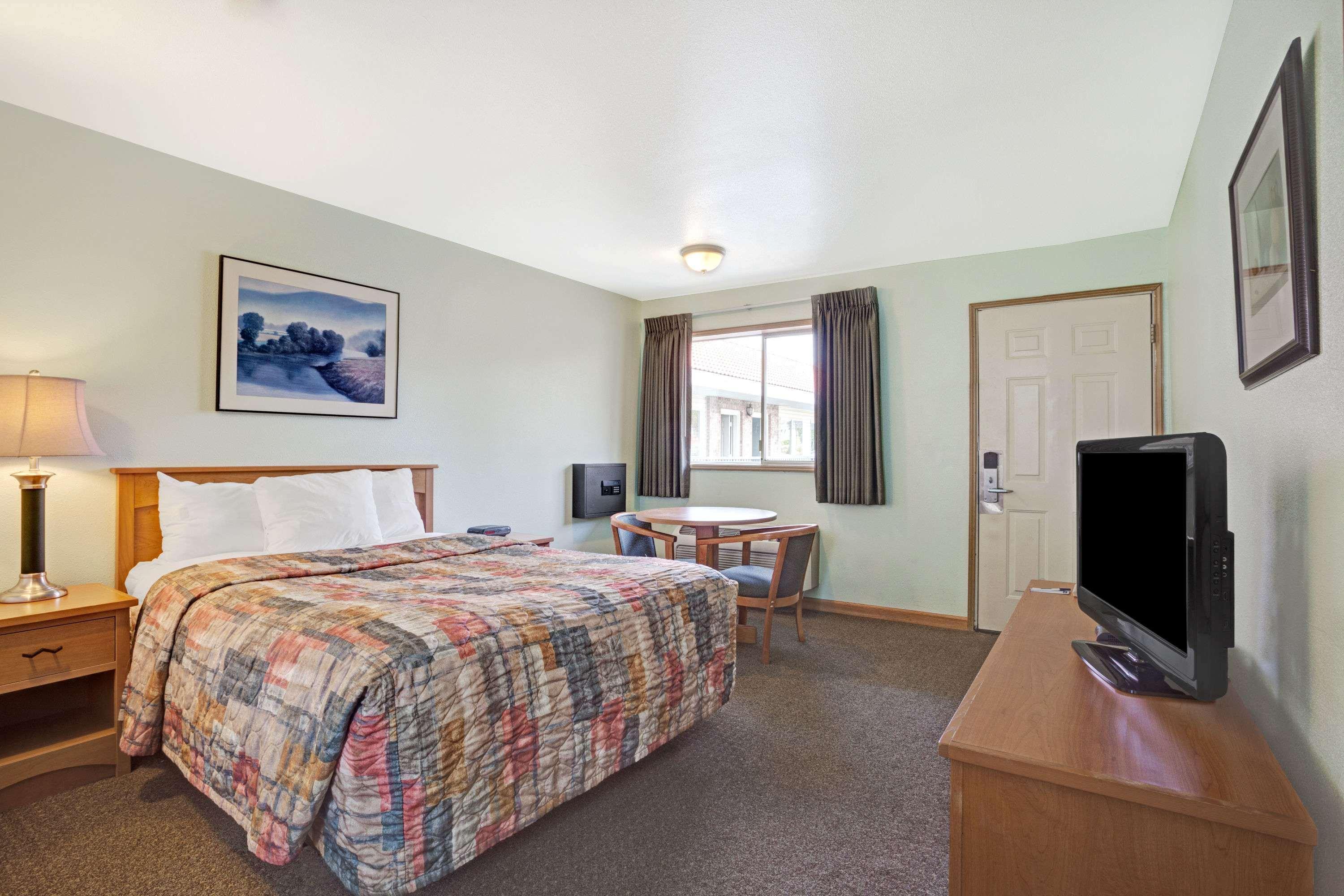 Travelodge By Wyndham Seattle North Of Downtown Exteriör bild