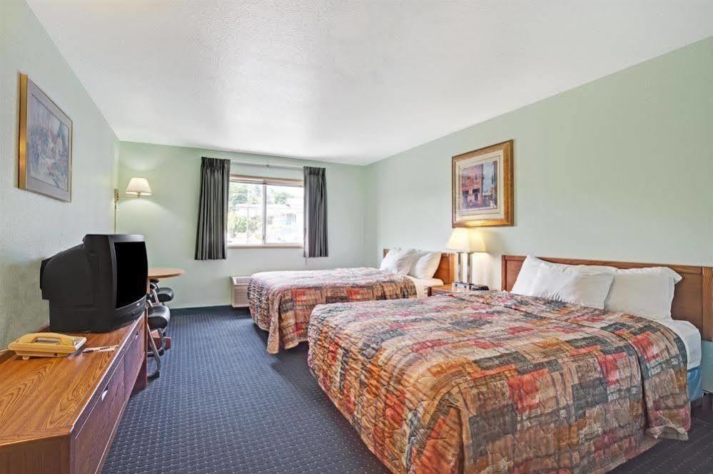 Travelodge By Wyndham Seattle North Of Downtown Exteriör bild